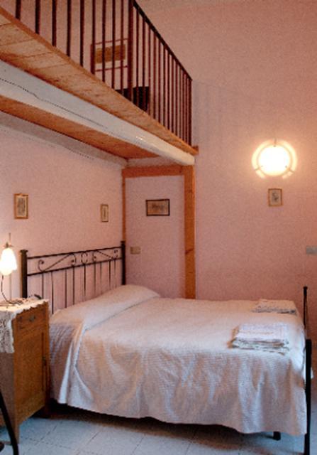 Il Camaleonte Villa Брачано Стая снимка